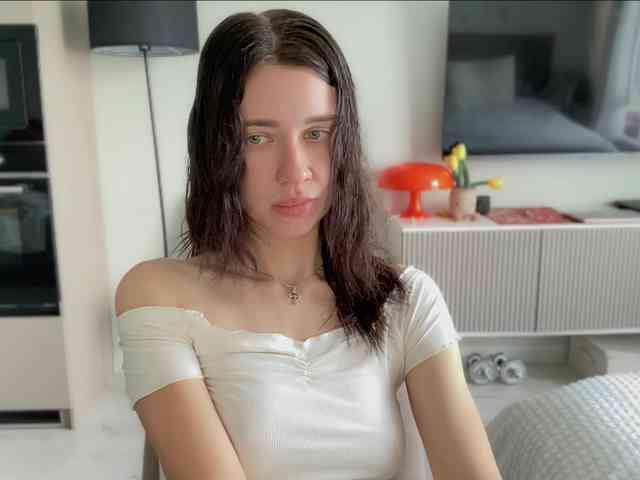 KiraLeo webcam