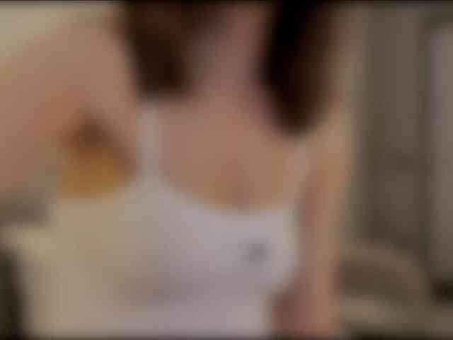 KiraLeo webcam
