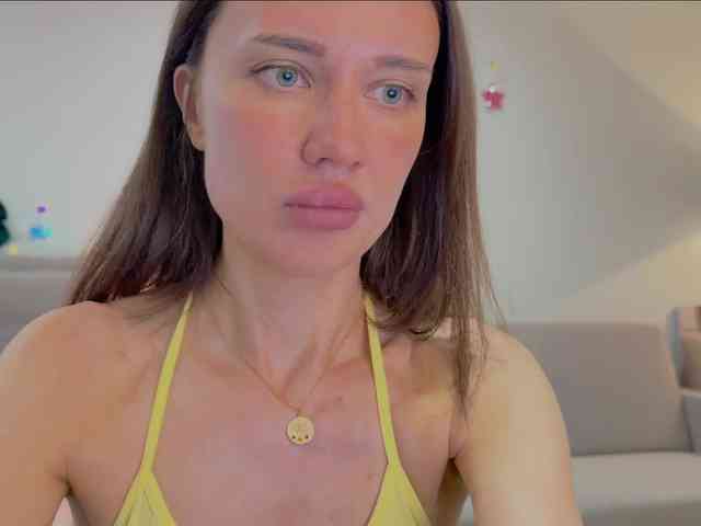 KiraLeo webcam