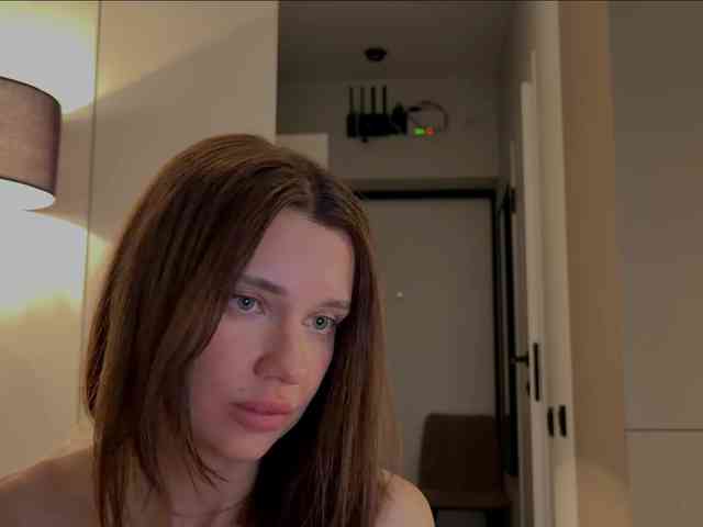 KiraLeo webcam