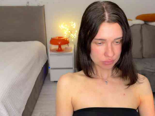 KiraLeo webcam