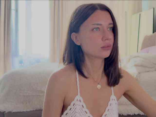 KiraLeo webcam