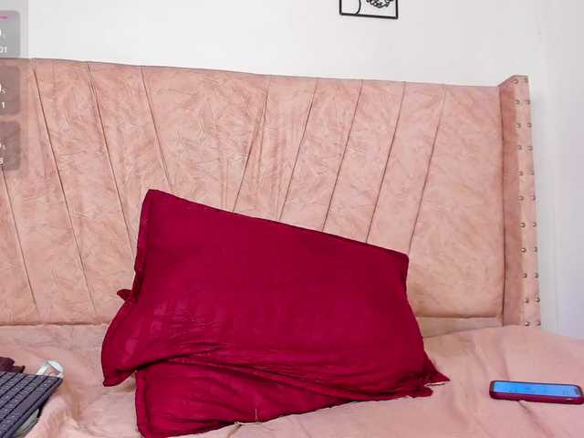 sweet-cris live cam on BongaCams
