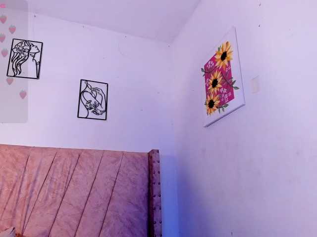 sweet-cris live cam on BongaCams