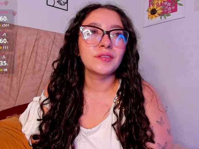 sweet-cris Live Webcam on BongaCams