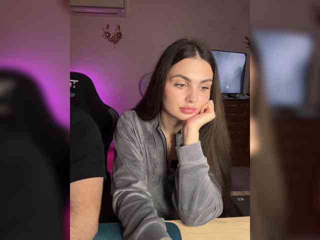 Модель: TwoPlay