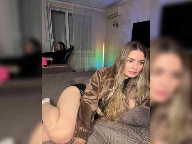 Модель: TwoPlay