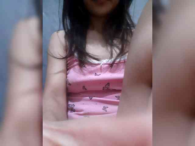 Jenny-99 webcam