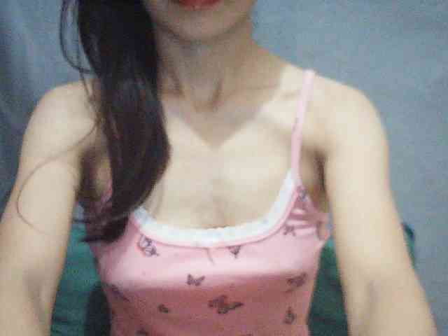 Jenny-99 webcam