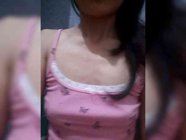 Jenny-99 webcam