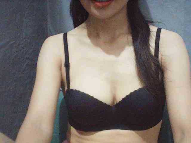 Jenny-99 webcam