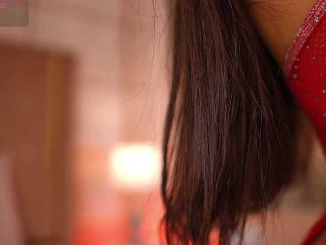 lyrabellini's BongaCams show and profile