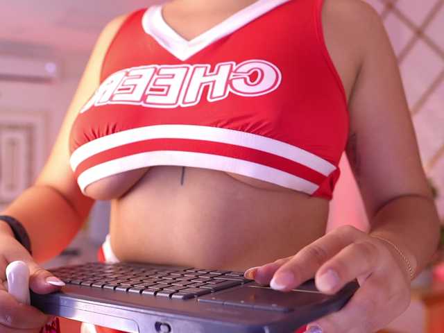 lyrabellini live webcam show