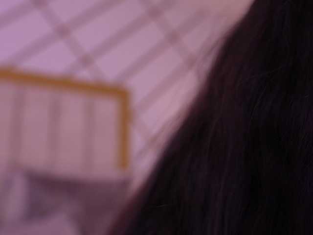 lyrabellini live cam on BongaCams