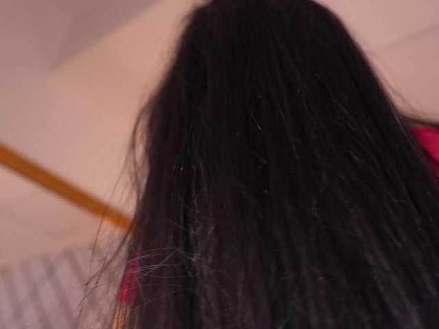 lyrabellini live cam on BongaCams