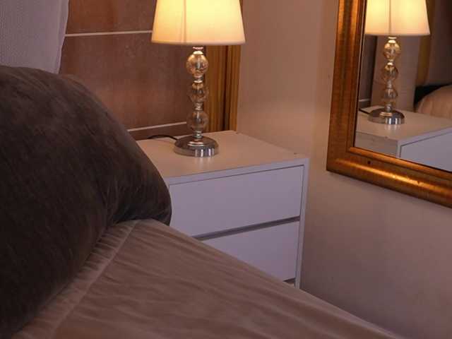 lyrabellini live webcam show
