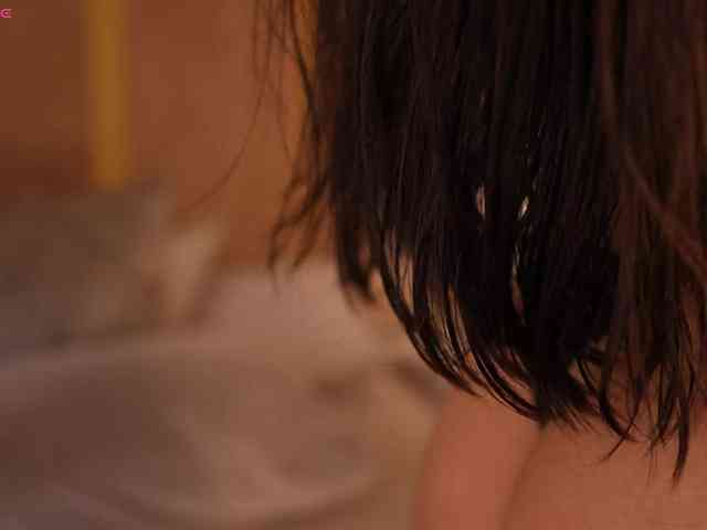 Model: lyrabellini