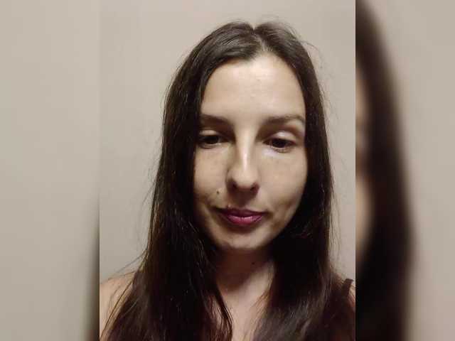 Avrori live webcam show