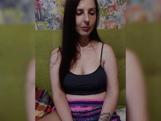 Avrori live cam on BongaCams