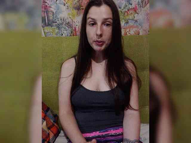 Avrori Live Webcam on BongaCams