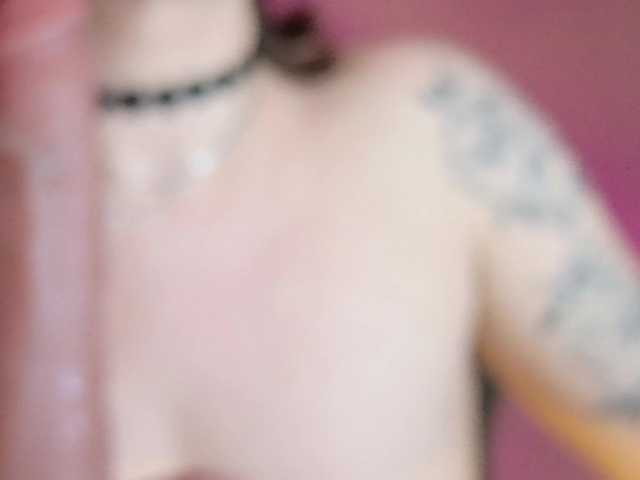 NightMint's BongaCams show and profile