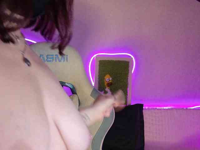 Model ini sedang live sekarang. NightMint