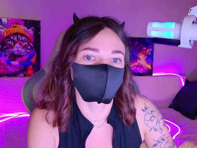 NightMint webcam