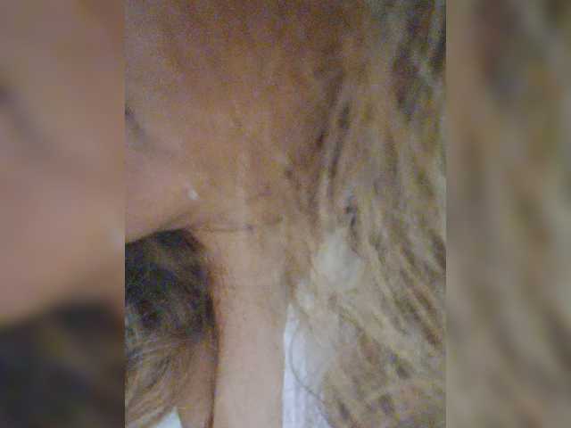 DianeHansen10 live cam on BongaCams