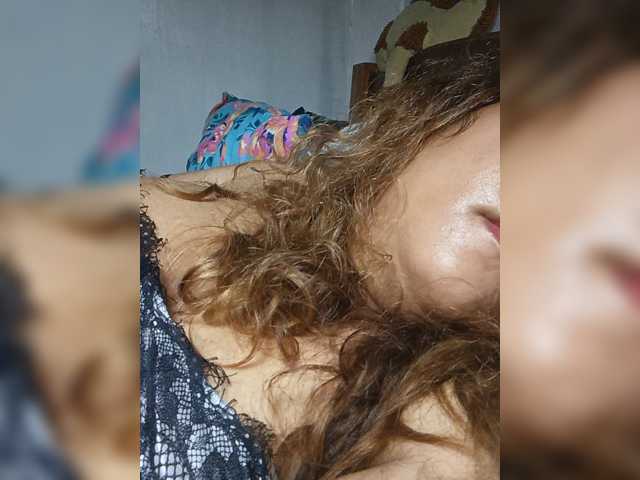 DianeHansen10 live cam on BongaCams
