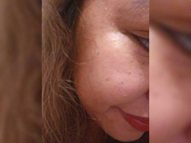 DianeHansen10 live cam on BongaCams