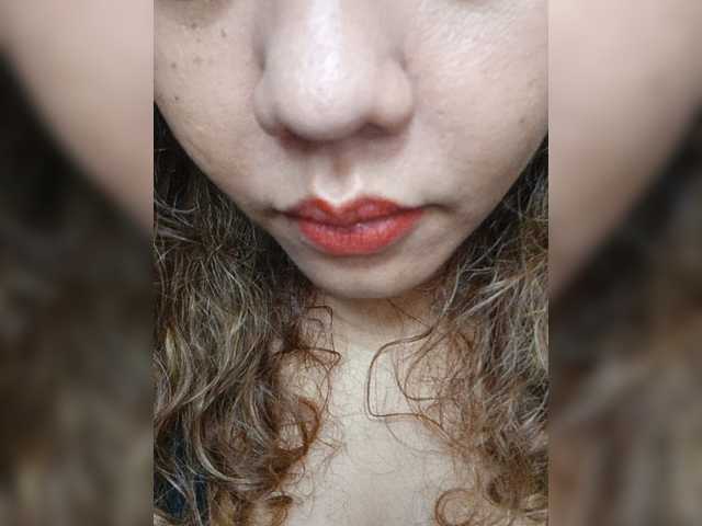 DianeHansen10, live now on BongaCams