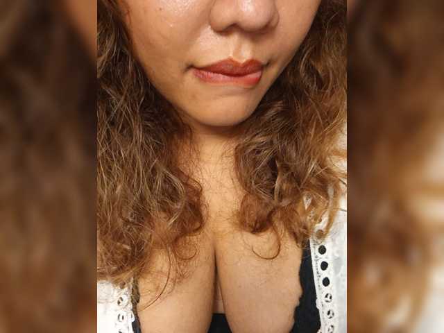 DianeHansen10 live cam on BongaCams
