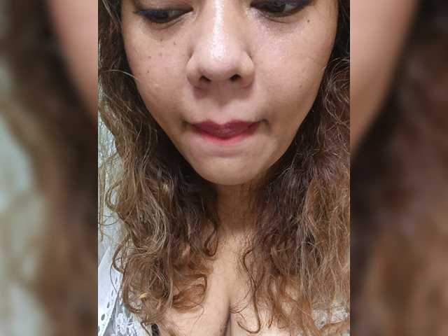 DianeHansen10 live cam on BongaCams