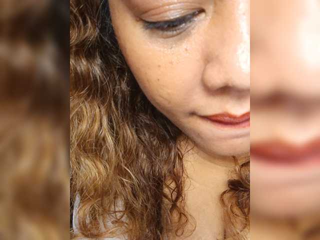 DianeHansen10 live cam on BongaCams