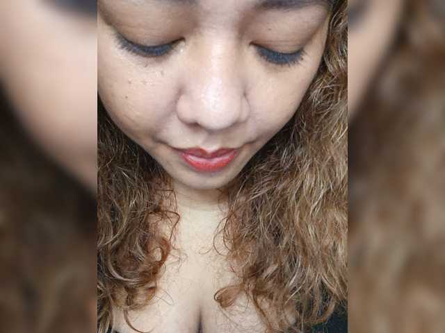 DianeHansen10, live now on BongaCams