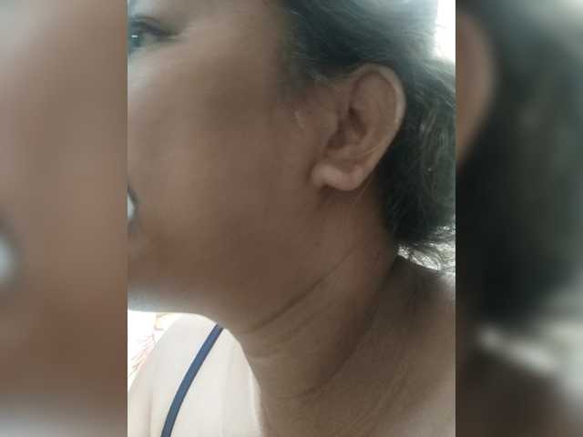DianeHansen10 live cam on BongaCams