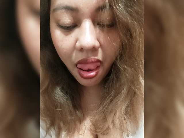 DianeHansen10 live cam on BongaCams