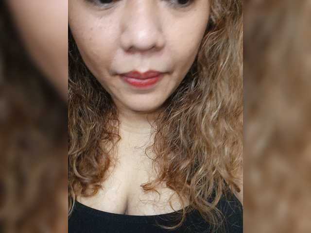 DianeHansen10, live now on BongaCams