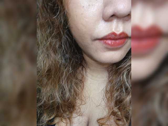 DianeHansen10 live cam on BongaCams