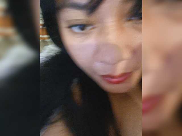 DianeHansen10 live cam on BongaCams