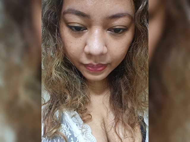 DianeHansen10 live cam on BongaCams
