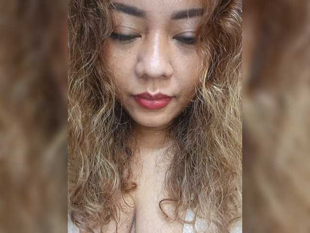 DianeHansen10 live cam on BongaCams