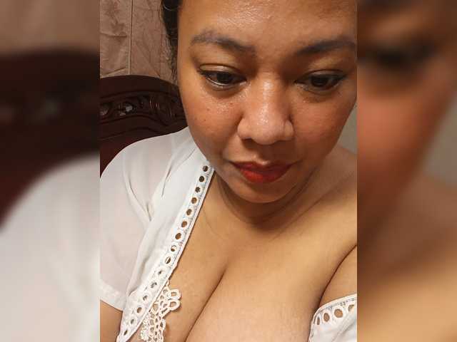 DianeHansen10 live cam on BongaCams