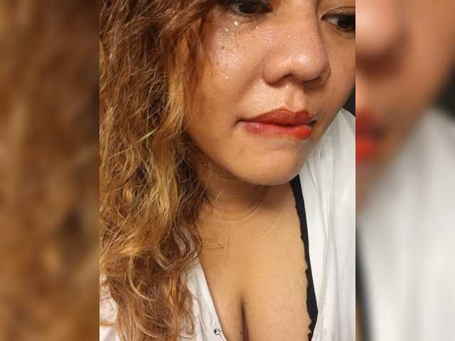 DianeHansen10 live cam on BongaCams