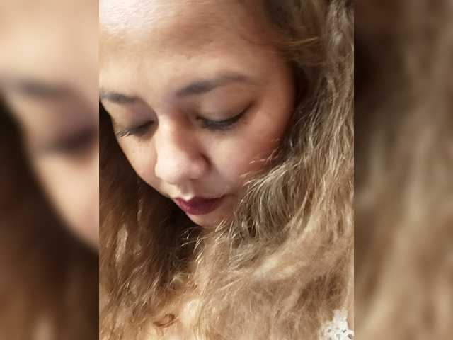 DianeHansen10 live cam on BongaCams