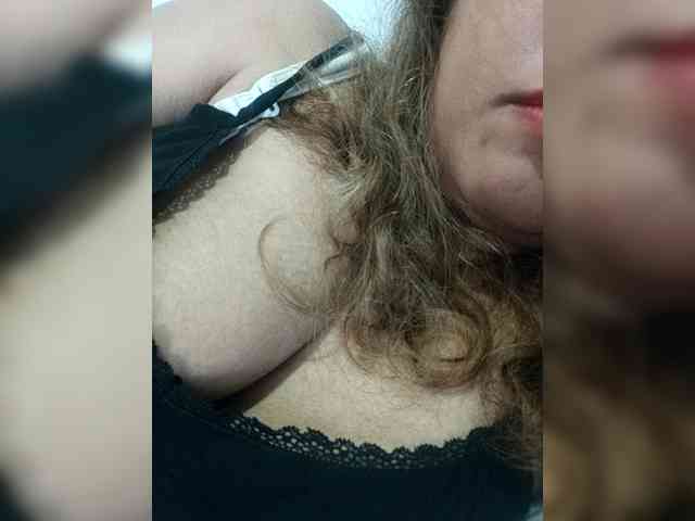 DianeHansen10 webcam