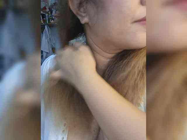 DianeHansen10 webcam