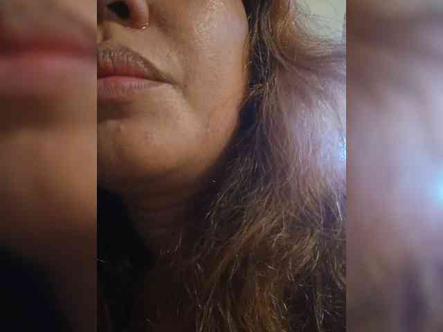 DianeHansen10 webcam