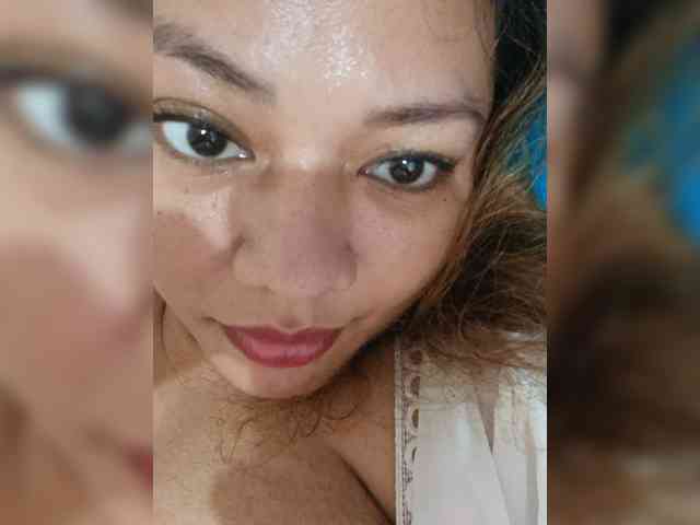 DianeHansen10 webcam