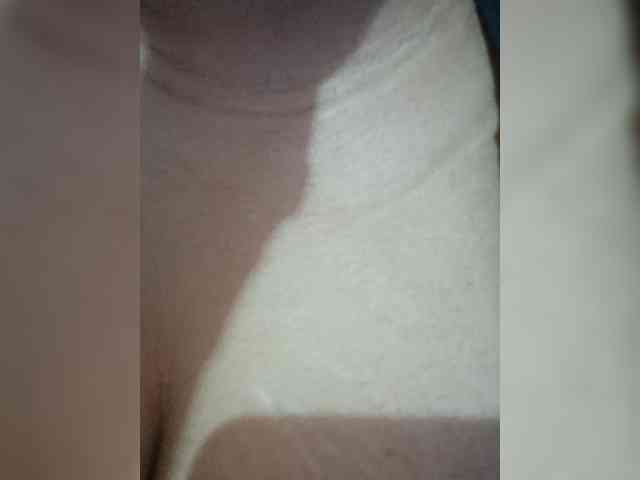 DianeHansen10 webcam